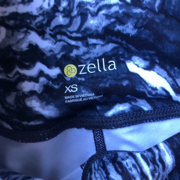 Zella leggings with nylon cut outs size XS - Picture 2 of 8